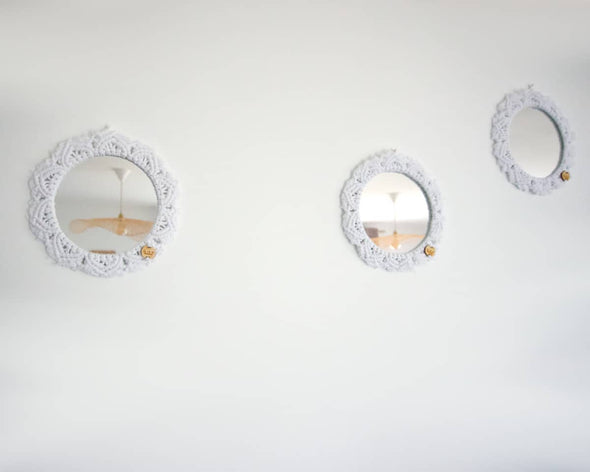 Décoration murale trio de miroirs ronds en macramé blancs fait-main En vie de boheme