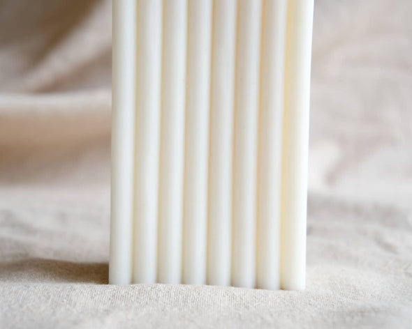 Bougie forme originale arche blanche zoom