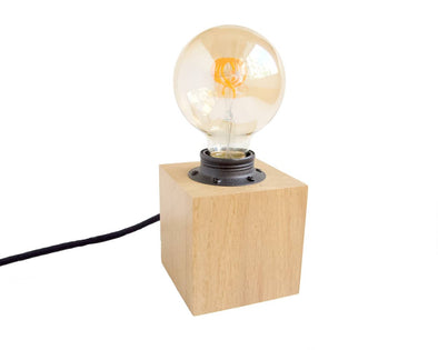 Lampe bois à poser forme cube naturelle
