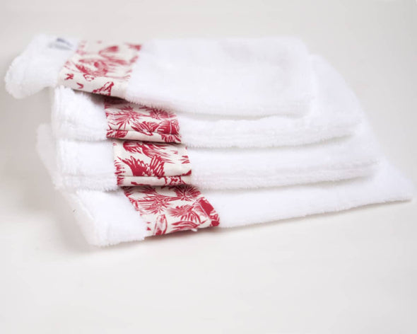 Lot de 4 gants de toilette hygiène ou démaquillants blancs galon rouge motifs savane artisanaux par Petite Marie Créatrice