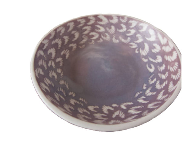 Coupelle porcelaine violette motifs gravés à la main décoration Laëtitia Leclère