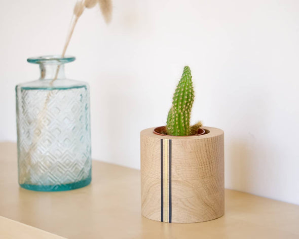 Cache-pot intérieur décoratif en bois french touch rond rayures noires et dorées fait-main