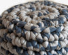 Panier gris bleu déco rangement fabriqué à la main par la créatrice Patate Studio