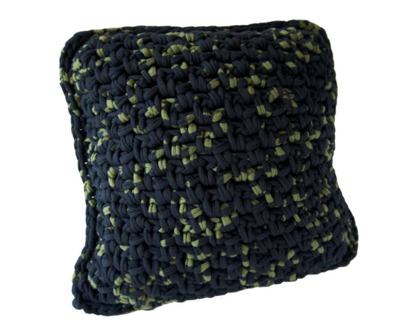 Coussin décoration vert noir fait main en crochet 40x40 cm Patate Studio