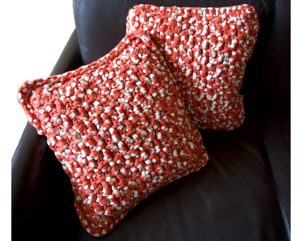 Coussins déco salon en coton recyclé fait main par Patate Studio
