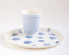 Vaisselle ceramique mug artisanal unique sans anse en porcelaine bleu clair avec assiette