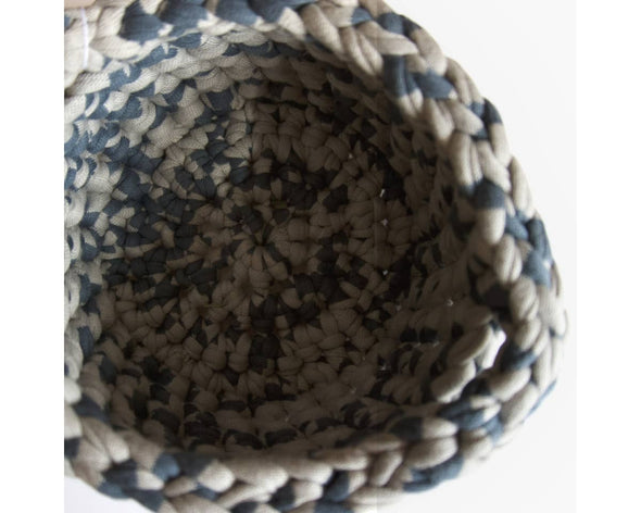 Panier corbeille avec anses décoration en crochet fait main