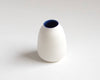 Vase blanc porcelaine pure artisanal unique par  Marie Laurent