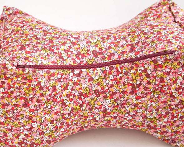 Zoom fermeture éclair bordeaux du coussin unique original fait-main repose-tête rose