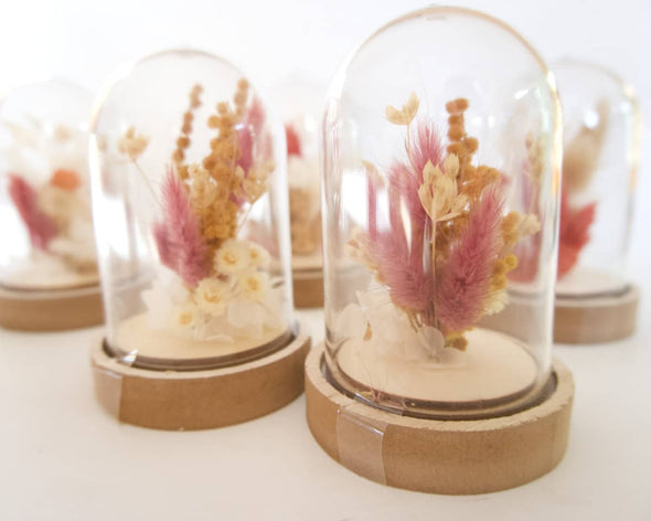 Collection de cloches fleurs séchées artisanales made in France pour décoration d'intérieur