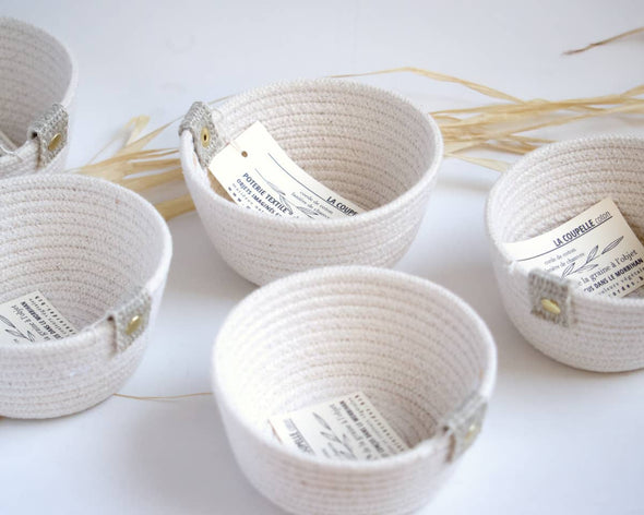 Collection de paniers en cordes de coton, blancs fabriqués à la main en france par la marque Mon Panier en cordes