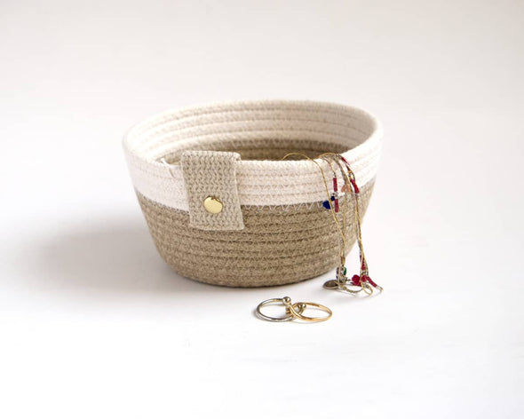 Panier rangement bijoux tendance et original couleur naturelle en cordes de chanvre et de coton