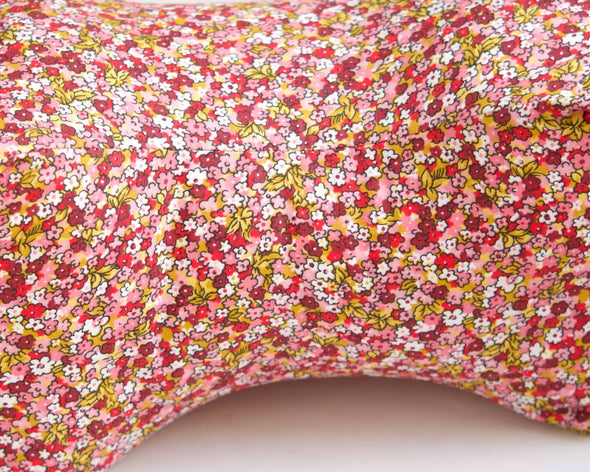 Zoom tissu coton motifs floraux charmants et originaux pour décoration d'intérieur Petite Marie Créatrice