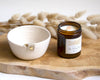 Petit panier de rangement blanc décoration en cordes de coton et bougie naturelle déco vanille