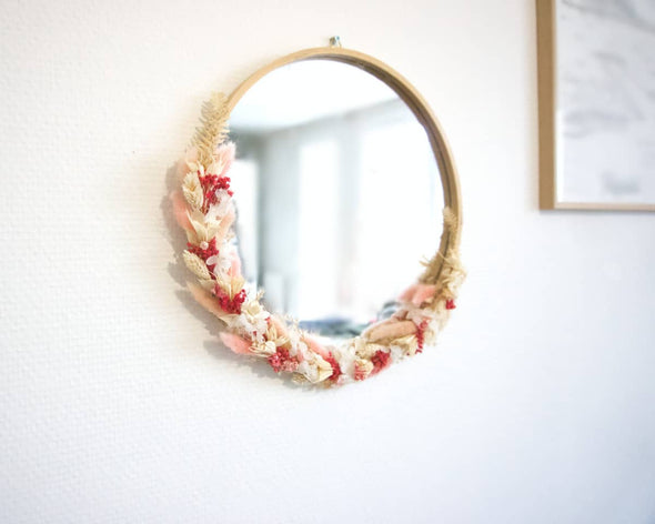 Miroir rond bois avec fleurs séchées pour décoration murale moderne