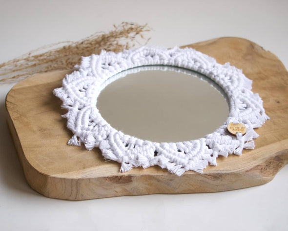 Création made in France petit miroir rond macrame
