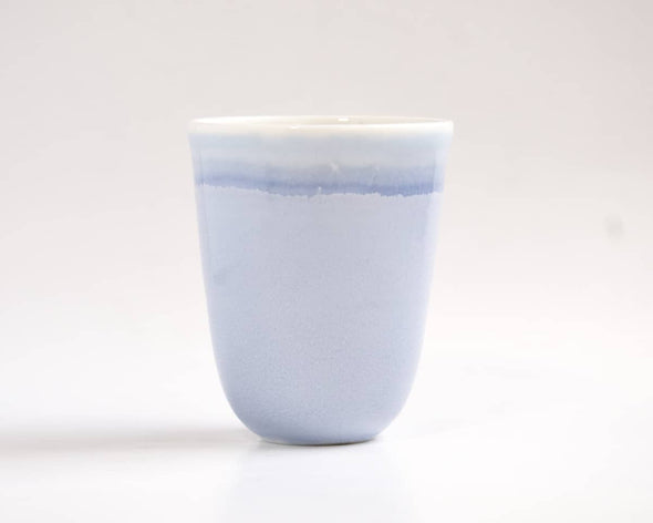 Mug original femme idée cadeau unique porcelaine bleu clair fabrique en france