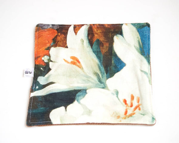 Serviette en tissu carré pour déco de table imprimé fleurs colorées style peinture fabrication artisanale