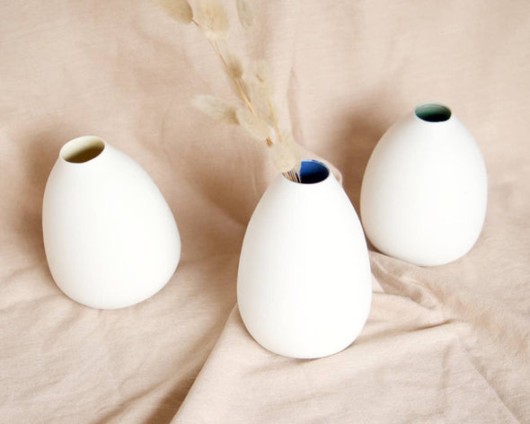 Vase céramique porcelaine soliflore blanc bleu foncé - 13 cm